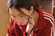 内向男生的追女技巧——心态至关重要（教你如何在追女孩时从容自信，赢得她的芳心）