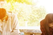 如何以分开后仍保持联系来挽回爱情（15个技巧让你在分开后还能保持联系）