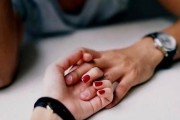 爱情中的“前女友阴影”（男友忘不了前女友，我该坚持还是放弃？）