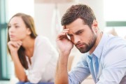 男女分手后的心态剖析（从不同角度解读男女分手后的内心世界）