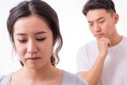 当网恋男友对你变冷淡，该如何应对？（如何解读男友的心态，迈出挽救感情的关键一步？）