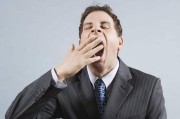 为什么人会被哈欠传染？（探究哈欠传染的原因及预防方法）