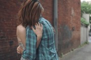 如何挽回老公的心？（从关键行动、沟通技巧到自我提升，全方位解析挽回老公的策略）